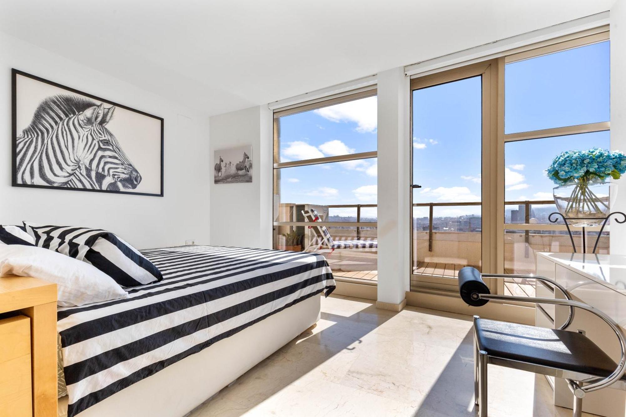 Appartement Penthouse Duplex With Epic Views