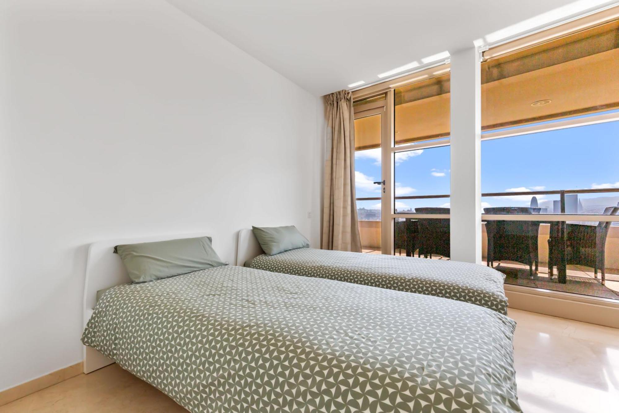 Penthouse Duplex With Epic Views Appartement